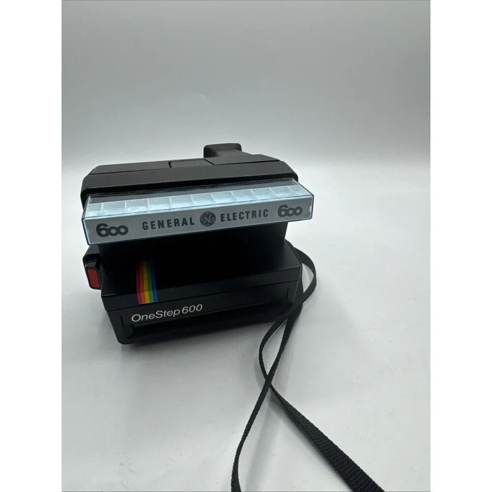 Vintage Original Polaroid OneStep 600 Instant Film Camera Black w/ Strap